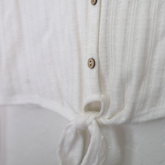 NWT button up crop sweater - Picture 2 of 4